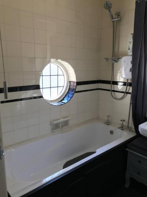 The Beach House South - Blackpool - Entire Holiday Home Bagian luar foto